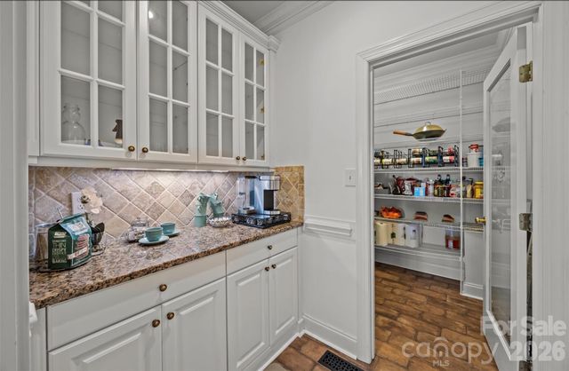 5231 Peninsula Drive, Granite Falls, NC 28630