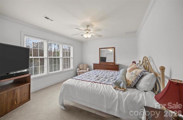 5231 Peninsula Drive, Granite Falls, NC 28630