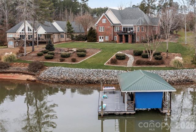 5231 Peninsula Drive, Granite Falls, NC 28630