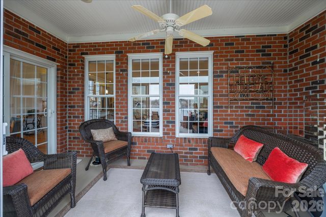 5231 Peninsula Drive, Granite Falls, NC 28630