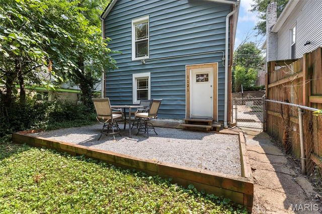 1121 Graham Street, St Louis, MO 63139