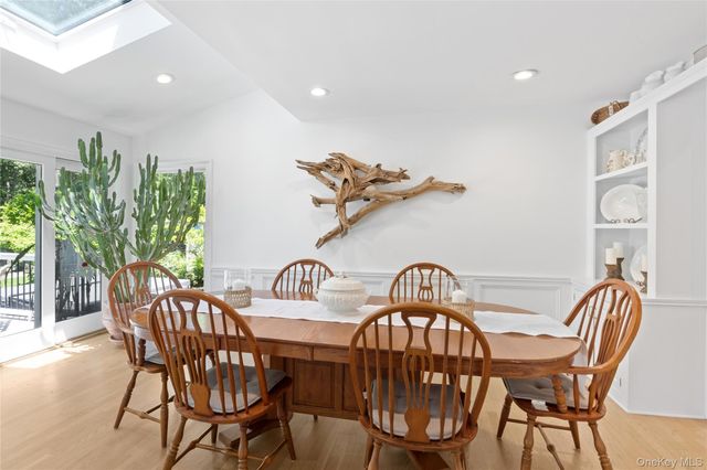 14 Locust Avenue, East Setauket, NY 11733