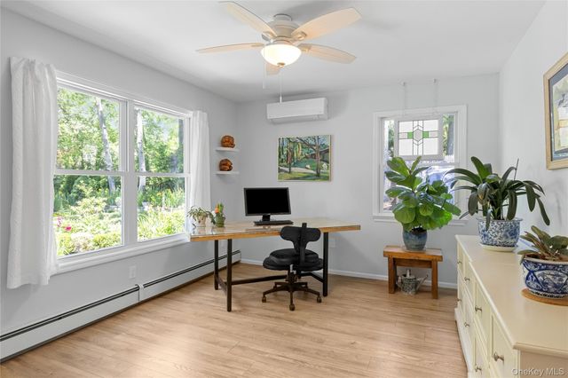 14 Locust Avenue, East Setauket, NY 11733