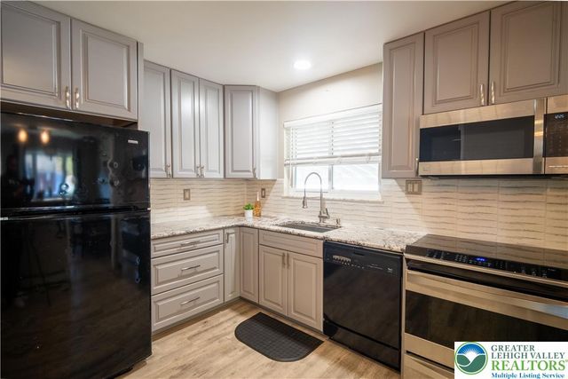 1639 11TH Street, Bethlehem Twp, PA 18020