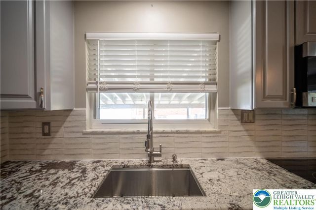 1639 11TH Street, Bethlehem Twp, PA 18020