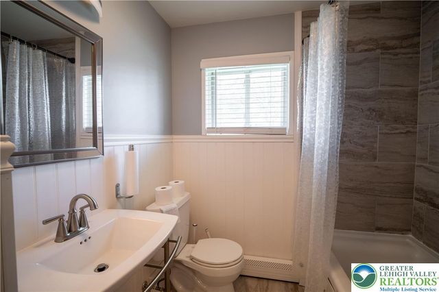 1639 11TH Street, Bethlehem Twp, PA 18020