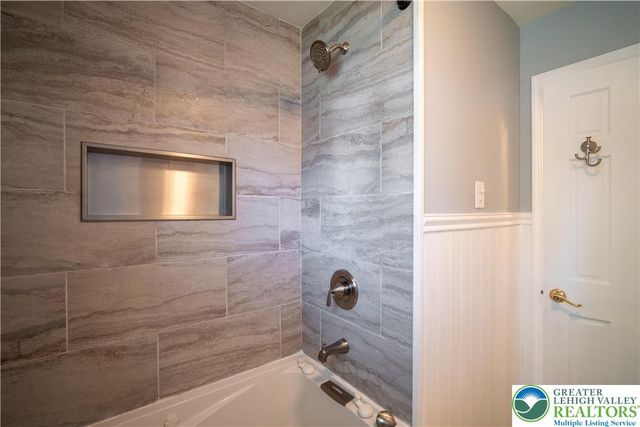 1639 11TH Street, Bethlehem Twp, PA 18020