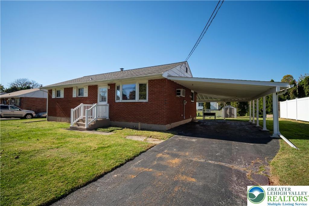 1639 11TH Street, Bethlehem Twp, PA 18020