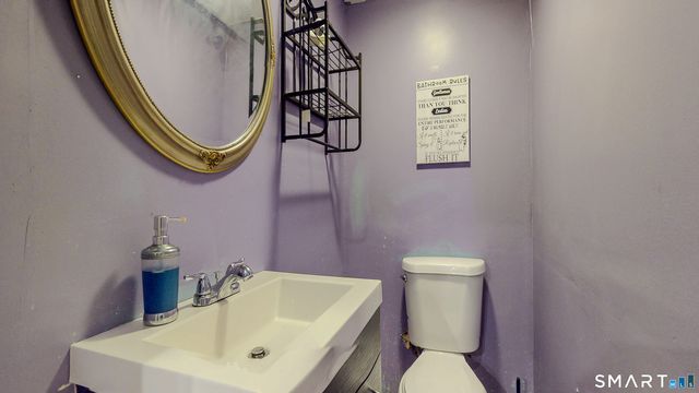 2078 Park Avenue, Bridgeport, CT 06604