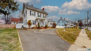 2078 Park Avenue, Bridgeport, CT 06604