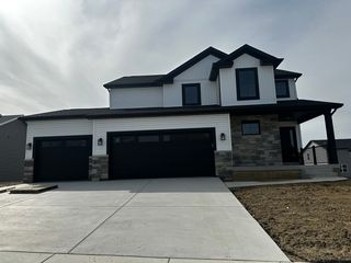 2511 Savanna Road, Bloomington, IL 61705