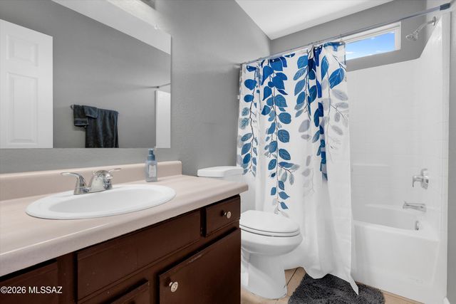 3476 W Courtney Crossing Lane, Tucson, AZ 85741