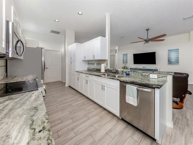 1287 LAKESIDE WOODS DRIVE, Venice, FL 34285