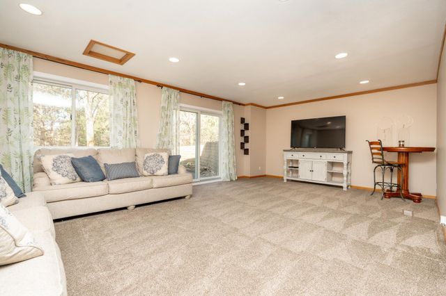 17200 Tungsten Street NW, Anoka, MN 55303