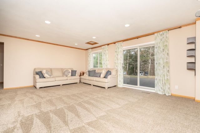 17200 Tungsten Street NW, Anoka, MN 55303