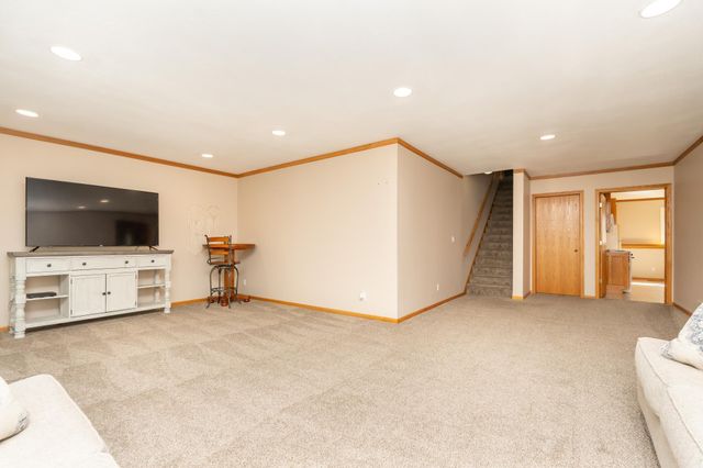 17200 Tungsten Street NW, Anoka, MN 55303