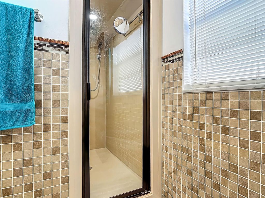 Image 22 of property listing at 895 SUPERIOR STREET, Deltona, FL 32725