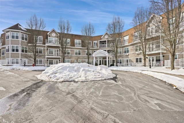 107 Sutton Drive 107, Mount Kisco, NY 10549