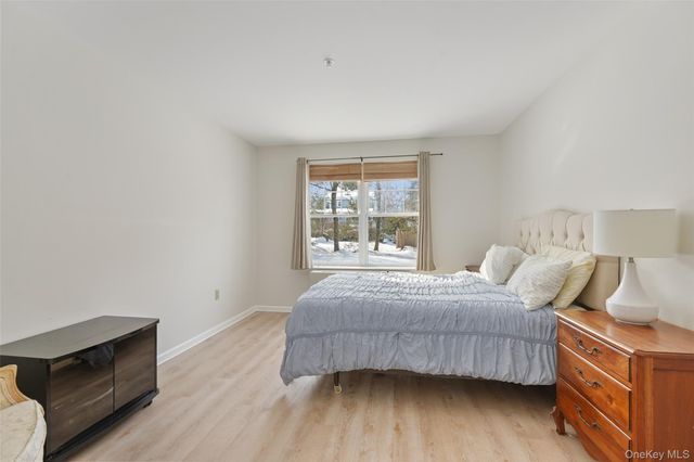 107 Sutton Drive 107, Mount Kisco, NY 10549