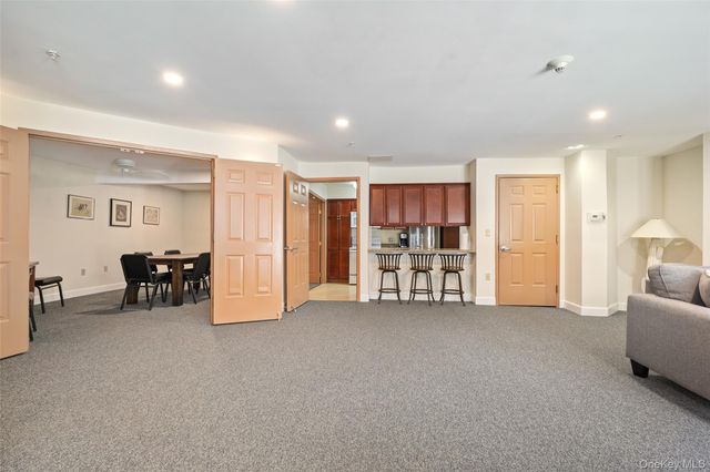 107 Sutton Drive 107, Mount Kisco, NY 10549