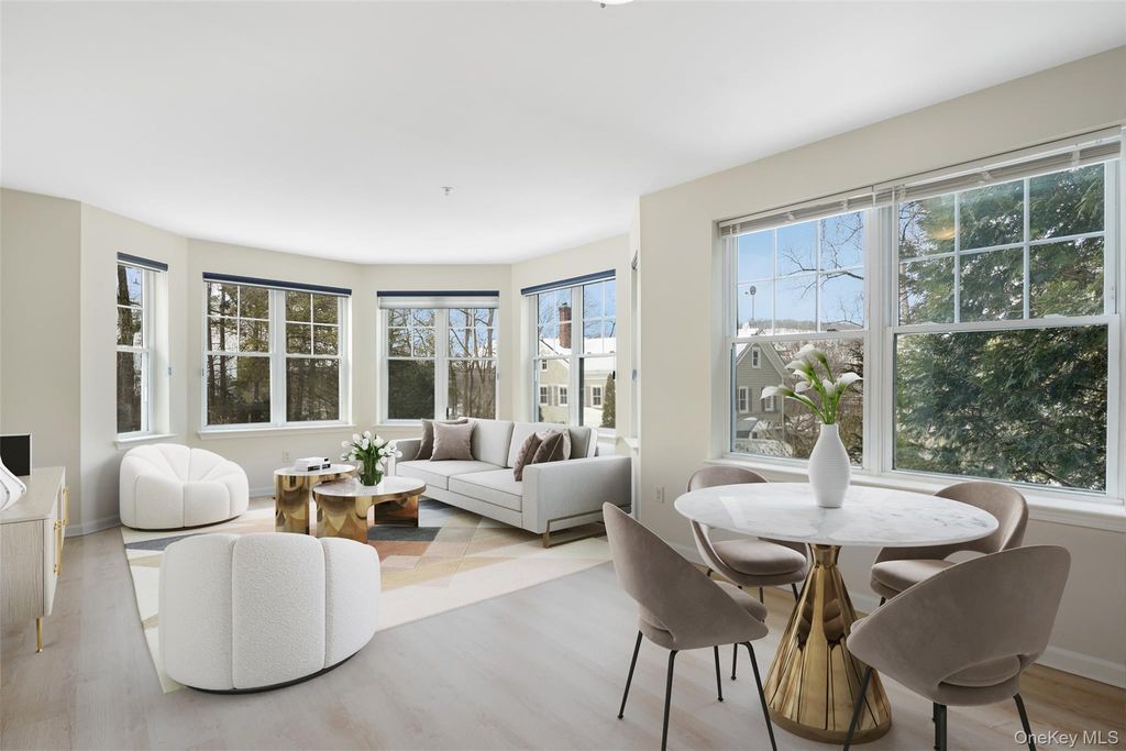 107 Sutton Drive 107, Mount Kisco, NY 10549