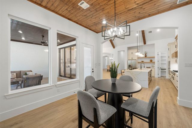 258 Pinerock Lane, Montgomery, TX 77356