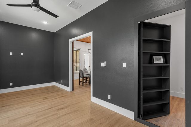 258 Pinerock Lane, Montgomery, TX 77356