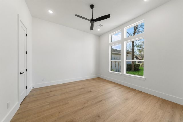 258 Pinerock Lane, Montgomery, TX 77356