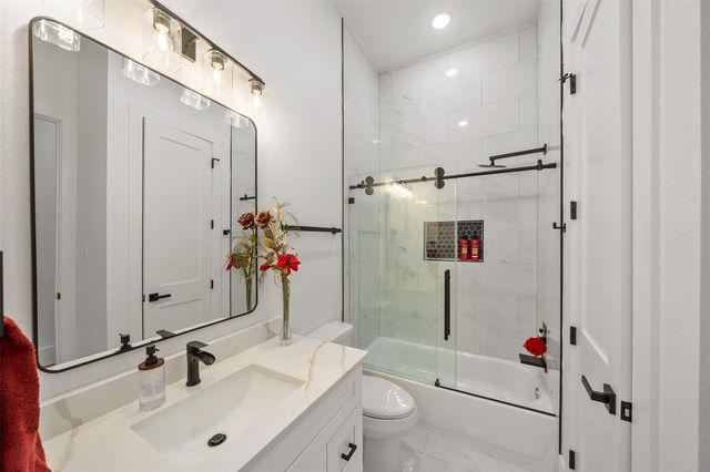 258 Pinerock Lane, Montgomery, TX 77356