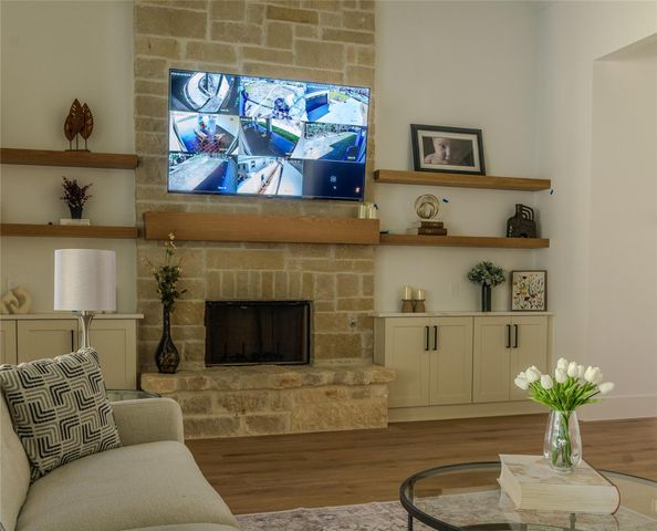 258 Pinerock Lane, Montgomery, TX 77356