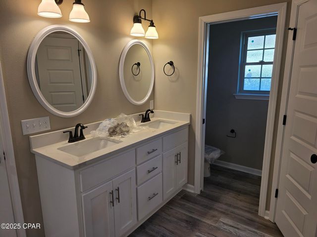 863 E 12th Street, Lynn Haven, FL 32444