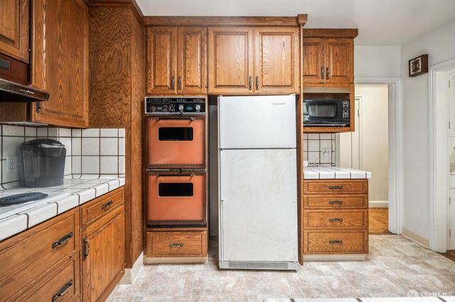 2631 17th Avenue, San Francisco, CA 94116