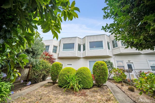 2631 17th Avenue, San Francisco, CA 94116
