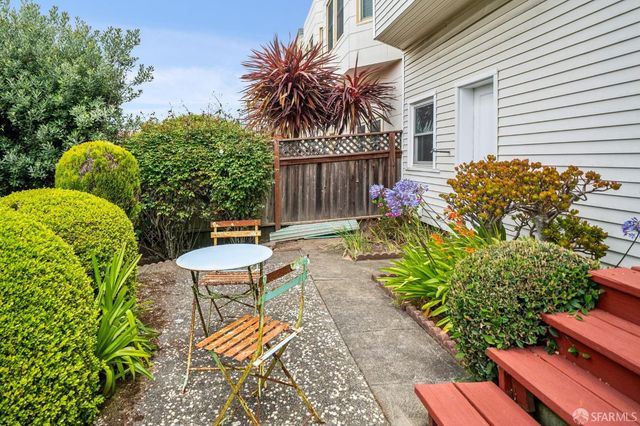 2631 17th Avenue, San Francisco, CA 94116
