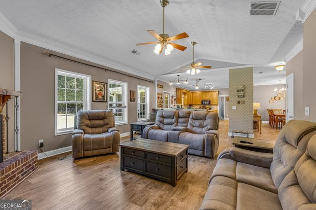 141 High Ridge Trail, Jackson, GA 30233