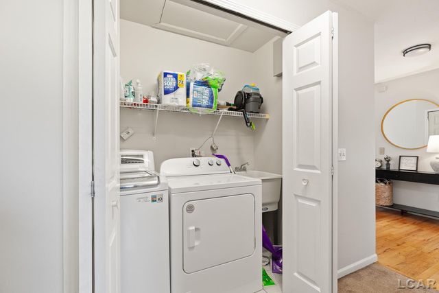 533 Ash Street, Carleton, MI 48117