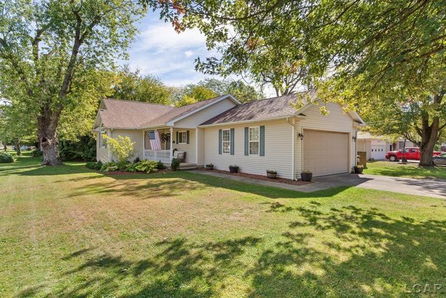 533 Ash Street, Carleton, MI 48117