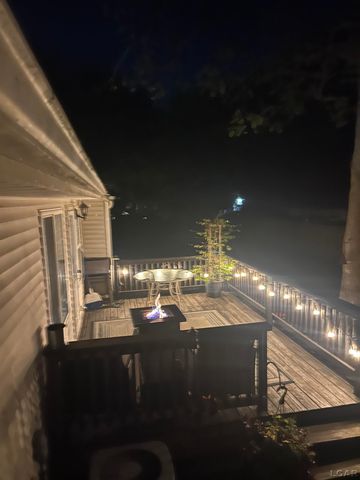 533 Ash Street, Carleton, MI 48117