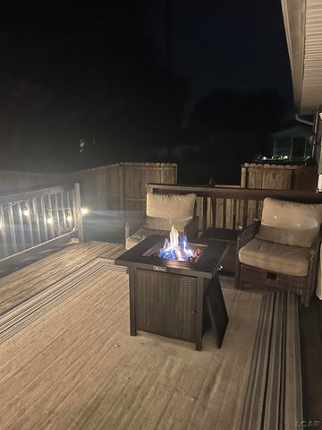 533 Ash Street, Carleton, MI 48117