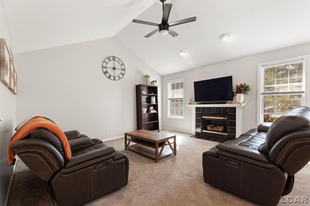 533 Ash Street, Carleton, MI 48117