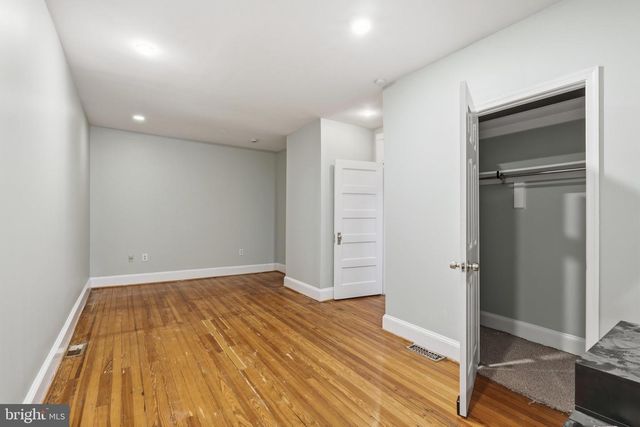 608 KENYON ST NW, Washington, DC 20010