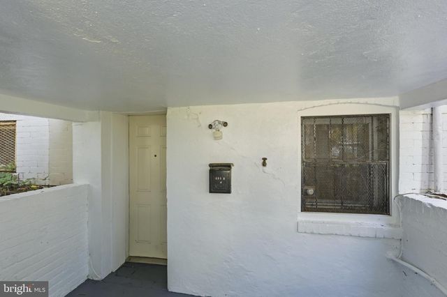 608 KENYON ST NW, Washington, DC 20010