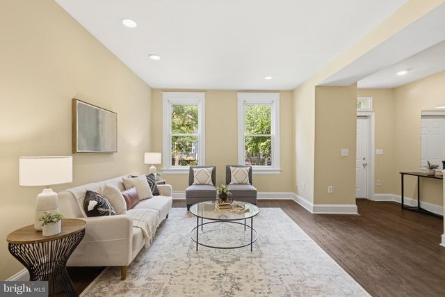 608 KENYON ST NW, Washington, DC 20010
