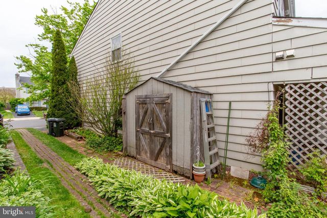 84 DEWSBURY LN, Quakertown, PA 18951