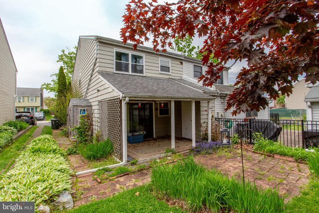 84 DEWSBURY LN, Quakertown, PA 18951