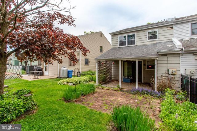 84 DEWSBURY LN, Quakertown, PA 18951