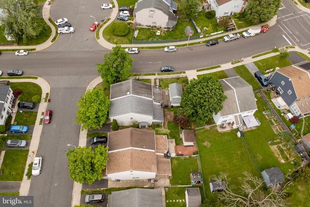 84 DEWSBURY LN, Quakertown, PA 18951