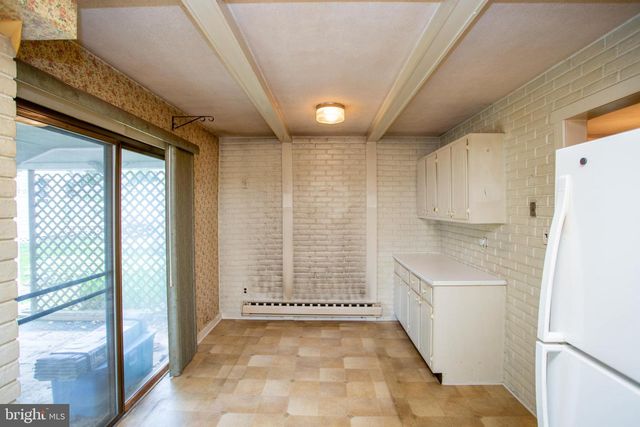 84 DEWSBURY LN, Quakertown, PA 18951