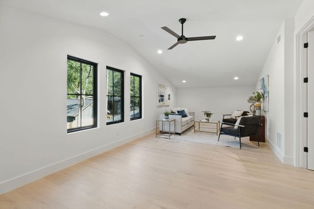 4910 W Park DR, Austin, TX 78731