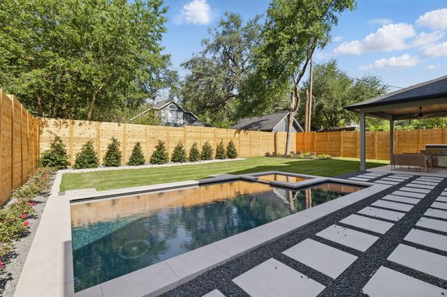 4910 W Park DR, Austin, TX 78731